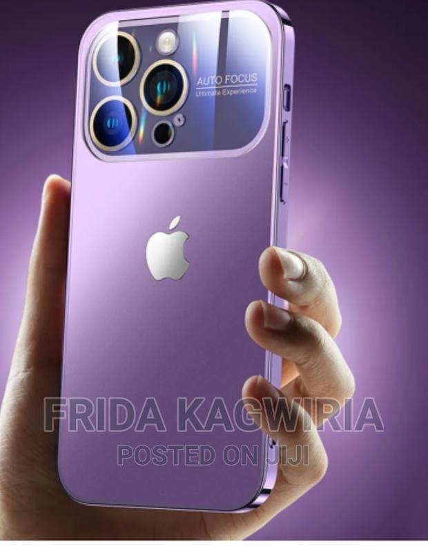 iPhone 14 Promax Back Case With Lens Protector - thumbnail 2