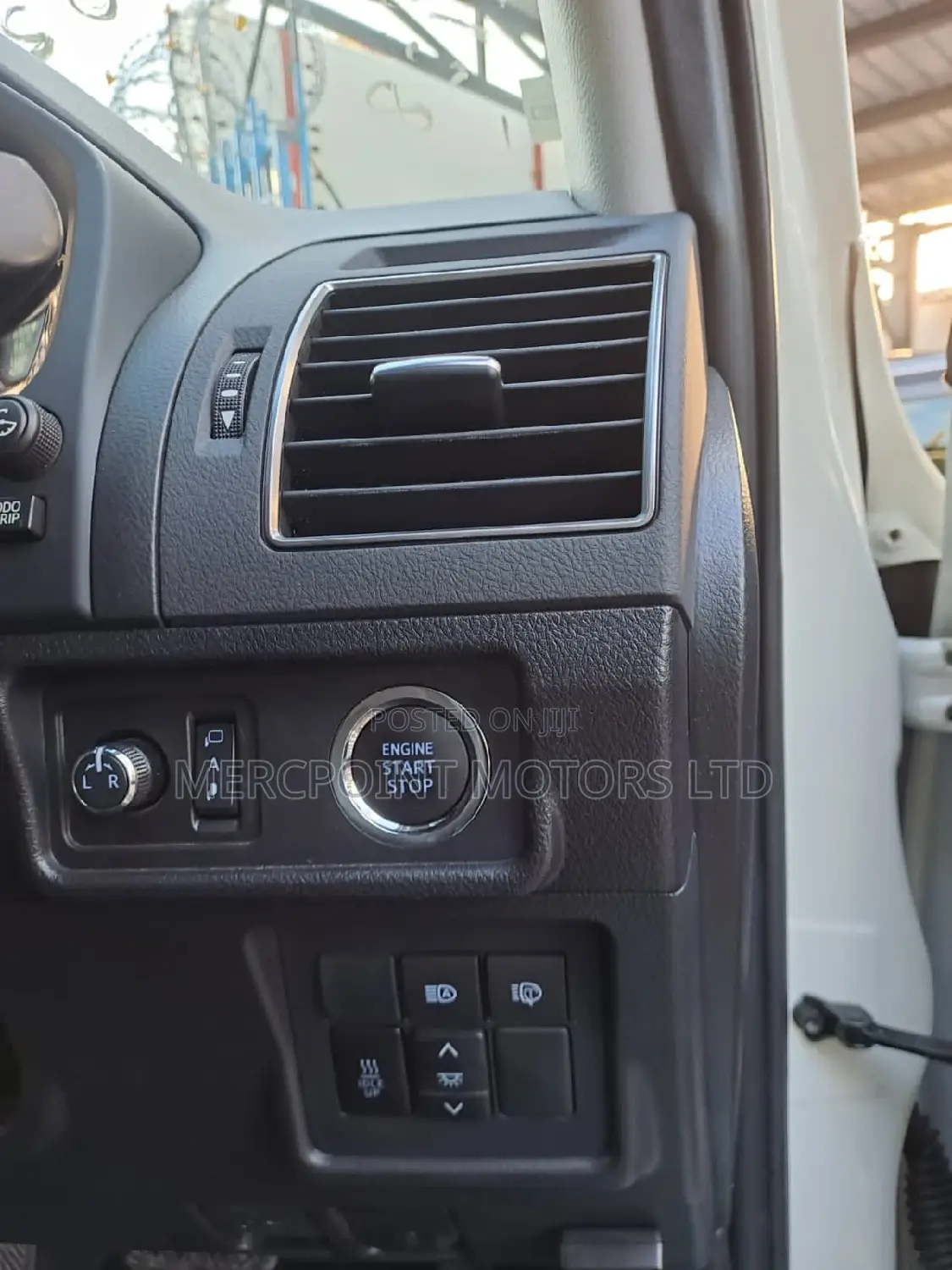 Toyota Land Cruiser Prado 2019 Pearl