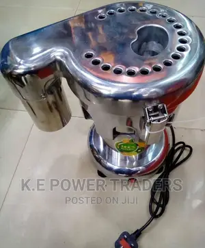 Adverse Performance Commercial Fruit Juicer