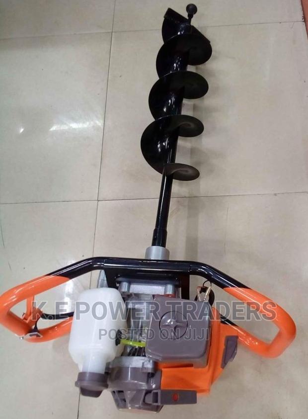 Amazing Performance Earth Auger Drilling Machine - main view