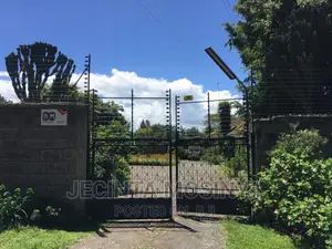4bdrm Bungalow in Nakuru Blankets, Free Hold Estates for sale