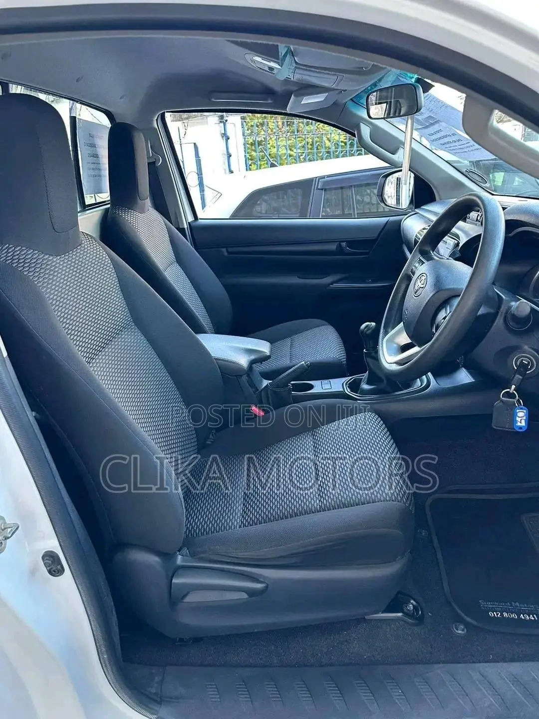 Toyota Hilux 2017 White