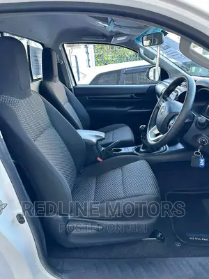 Toyota Hilux 2017 White