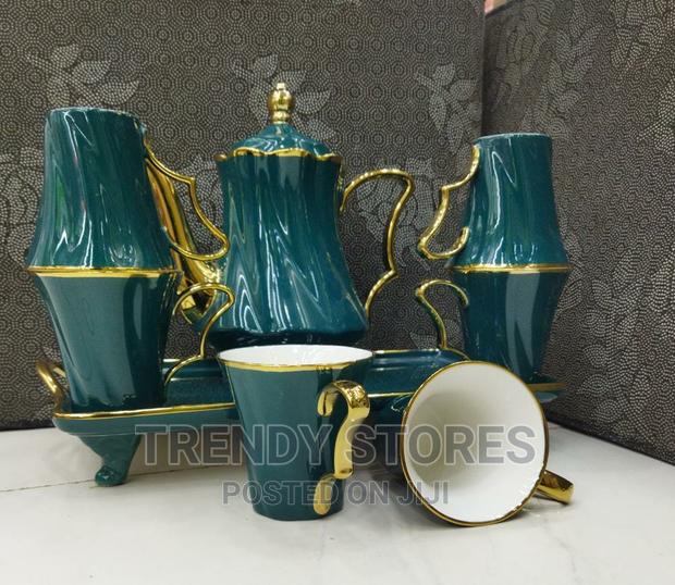 8 in 1 Tea Set - main view