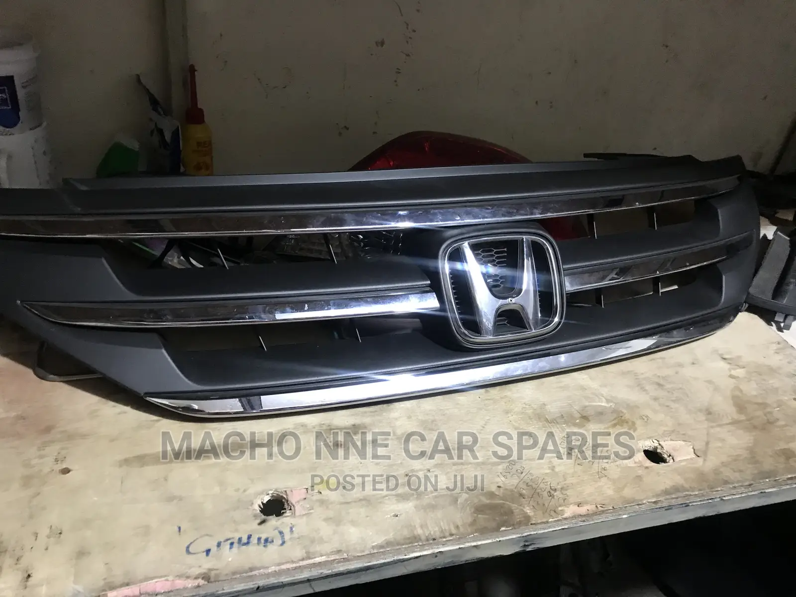 Honda CRV RM1/RM4 Grill