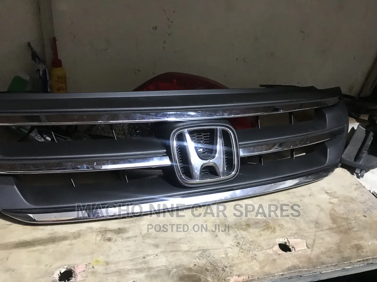 Honda CRV RM1/RM4 Grill