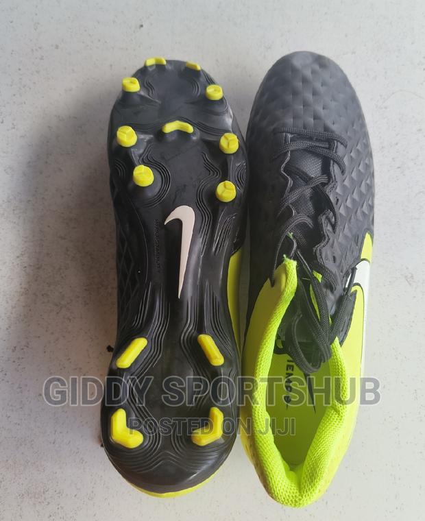 Nike Tiempo - thumbnail 2