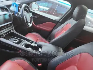 Jaguar F-Pace 2017 Red