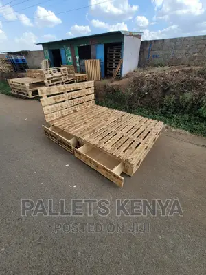Pallet Bed- 5*6 Detachable With Drawers (Wgnw)