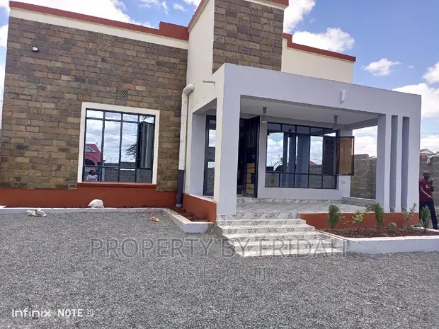 4bdrm Bungalow in Kitengela for sale