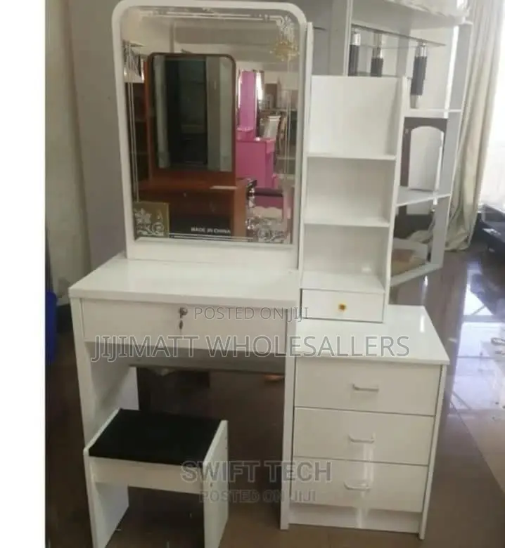 Dressing Table With Sliding Mirror