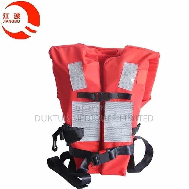 Working Life Jackets – Solas, With Whistle, Neck Pillow, Etc - thumbnail 2