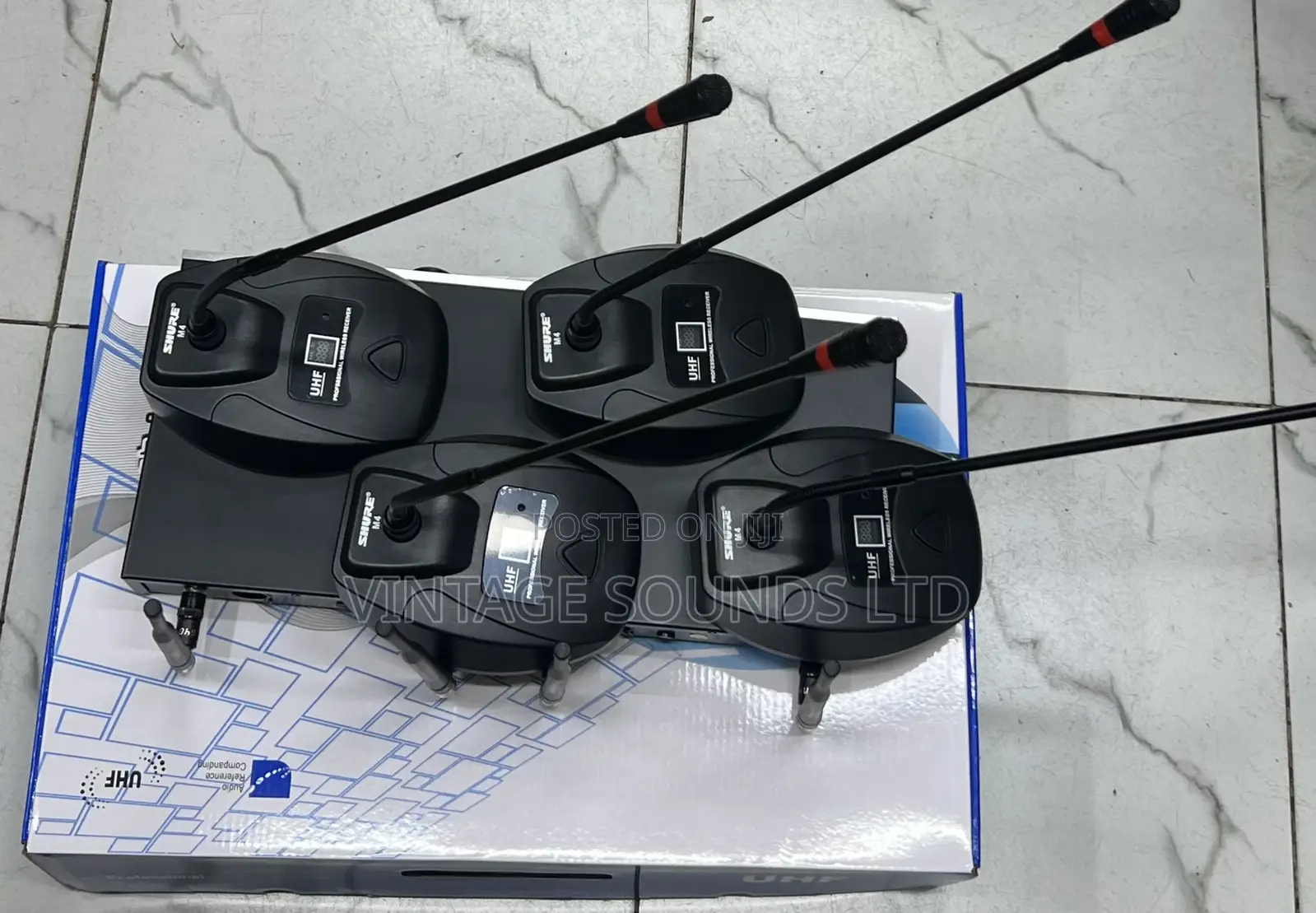 Shure 4-Channel GOOSNECK Conference Wireless System