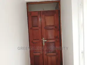 5bdrm Townhouse / Terrace in Kirarapoin Drive, Kerarapon for rent
