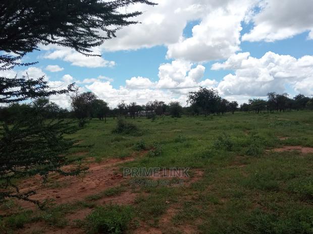 Namanga 70 Acres Redsoil - thumbnail 3