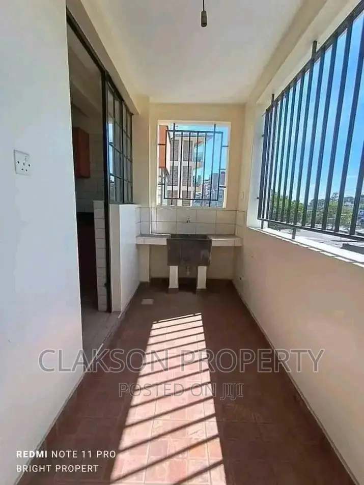 3bdrm Apartment in Ngongroad, Kilimani for rent