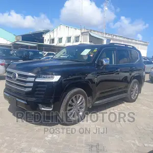 Toyota Land Cruiser 2023 Black
