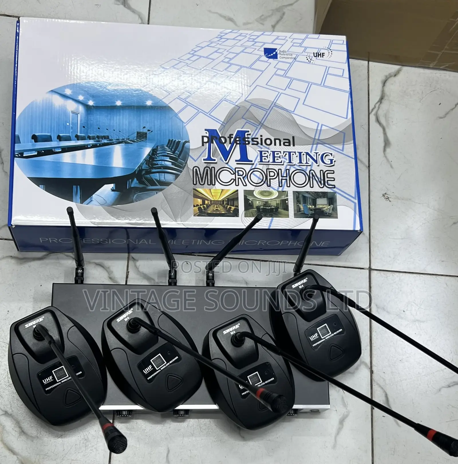 Shure M4 Wireless UHF Conference Wireless Meeting System