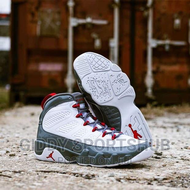Jordan 9 Fire Red Restocked Size 40—-45 - main view