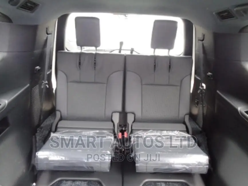 Toyota Land Cruiser 2021 Pearl