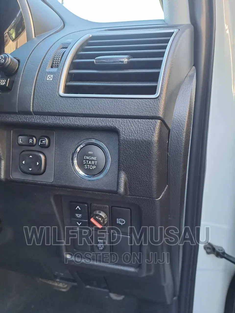 Toyota Land Cruiser Prado 2.8 2017 White