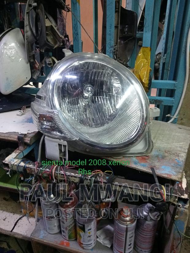 Head Light Sienta Xp80 Model 2008/2010 Xenon
