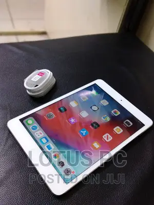 Apple iPad mini 2 16 GB Silver
