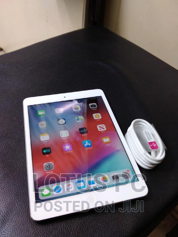 Apple iPad mini 2 16 GB Silver - thumbnail 2