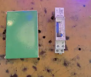 24hrs Analogue Timer ( Schneider)