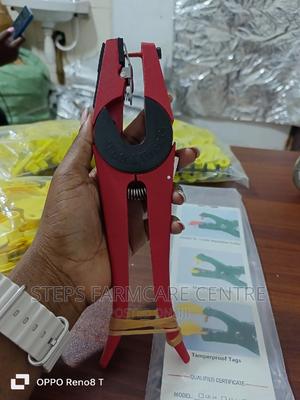 Ear Tagging Applicator - thumbnail 2