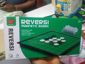 Reversi Magnetic Board Game - thumbnail 2