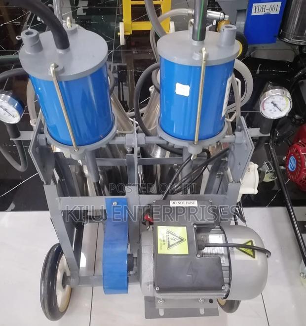 Milking Machines Double - thumbnail 2