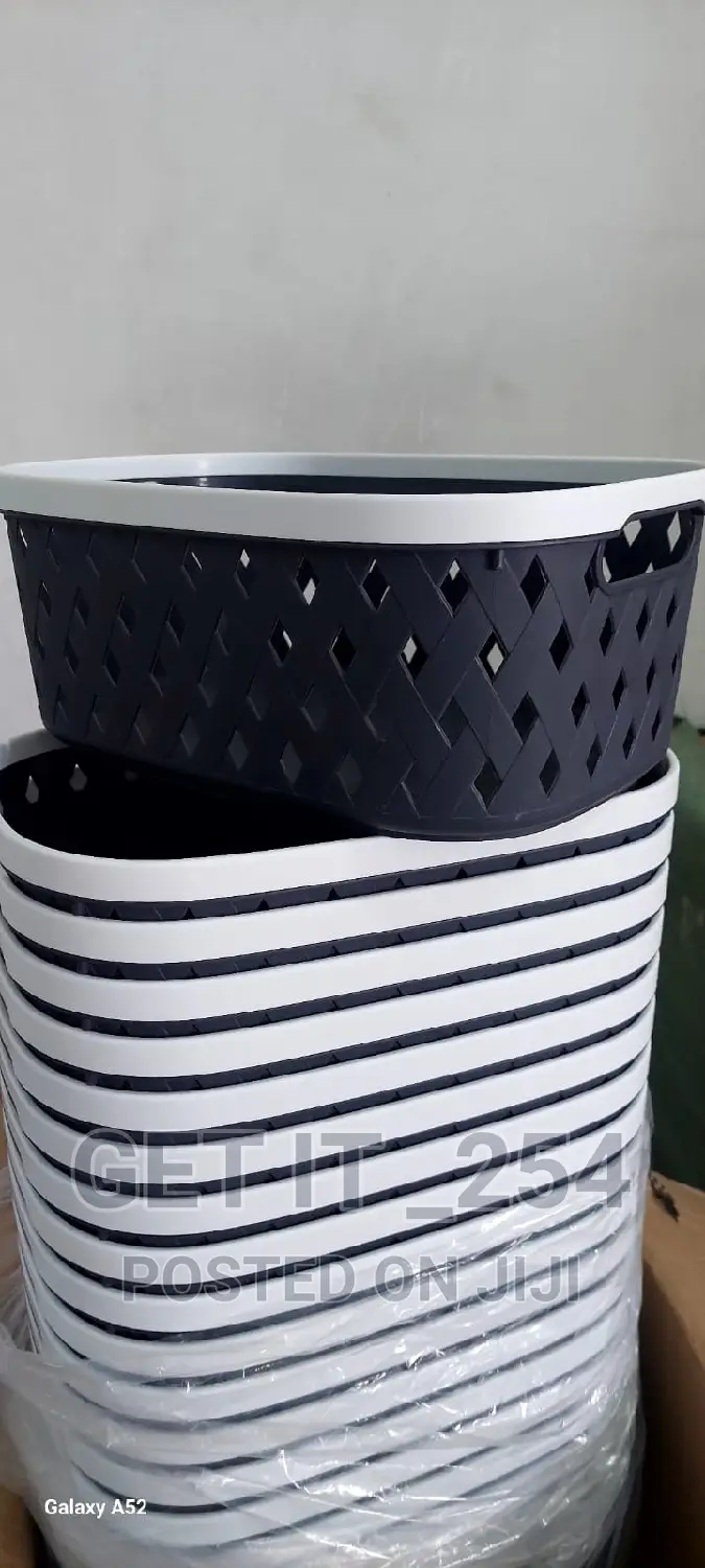 Multi-Colored Plastic Organizing Dustproof Storage Baskets