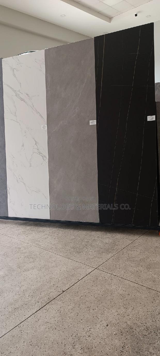 Calacatta Sintered Stone {White}-{2.6m X 0.8M} - thumbnail 3