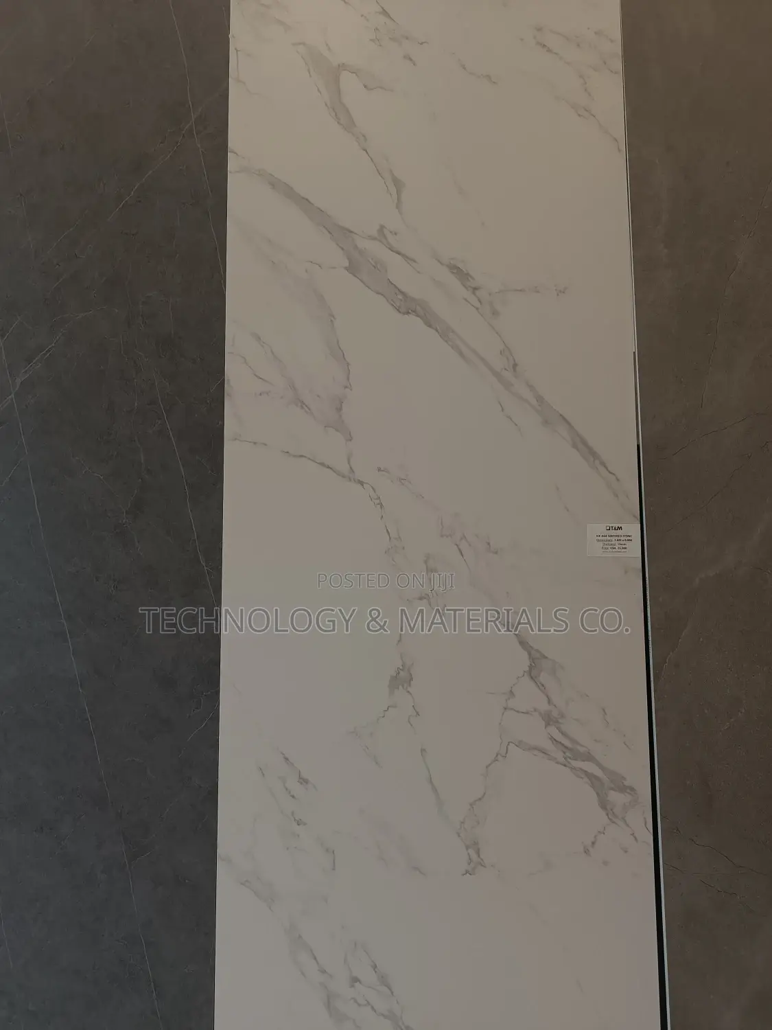 Calacatta Sintered Stone {White}-{2.6m X 0.8M}