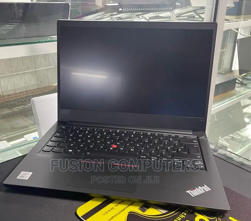 New Laptop Lenovo ThinkPad T14 8GB Intel Core i7 SSD 512GB