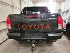 Toyota Hilux 2017 Black