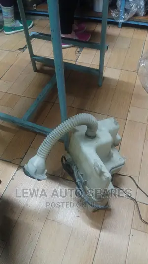 Washer Bottle For Toyota Harrier – Ex Japan – Nairobi Cbd