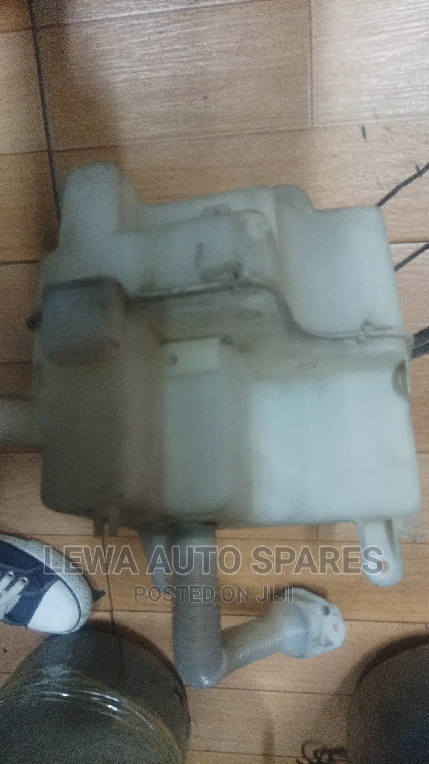 Washer Bottle For Toyota Harrier – Ex Japan – Nairobi Cbd