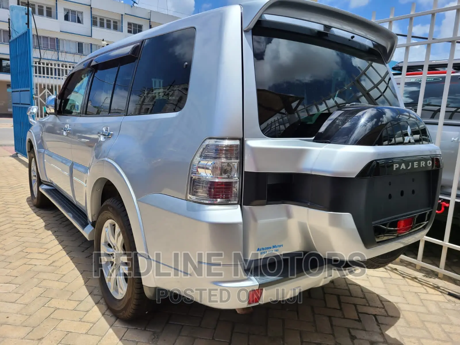Mitsubishi Pajero 2017 Silver