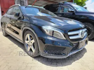 Mercedes-Benz GLA 250 2017 Black