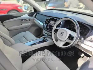 Volvo XC90 2017 Silver
