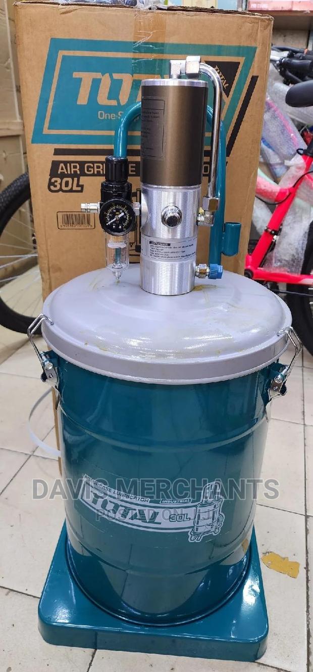 Grease Bucket 30kgs Capacity - thumbnail 3