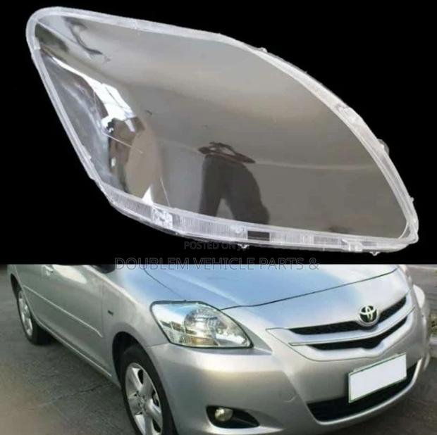 Headlens/Headglass Toyota Belta