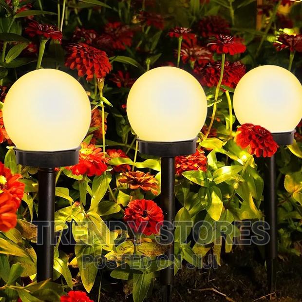 6 Pieces Outdoor Ball Solar Light - thumbnail 2