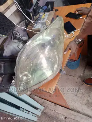 Ist 2006 Headlight Xenon RHS