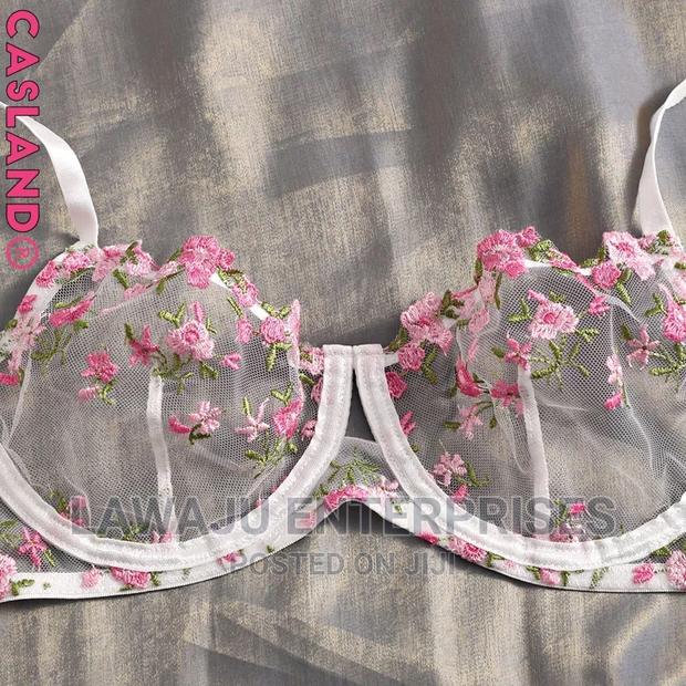 Embroidery Floral Bra Set - thumbnail 3