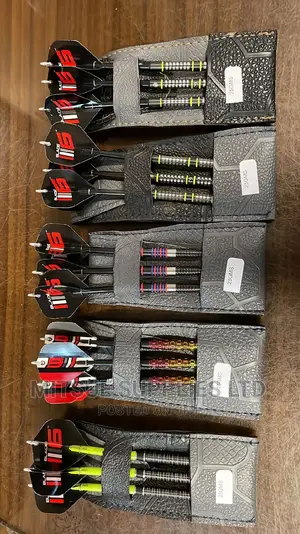 A Set of 3 Professional Fine Pro Darts With Wallets 25g
