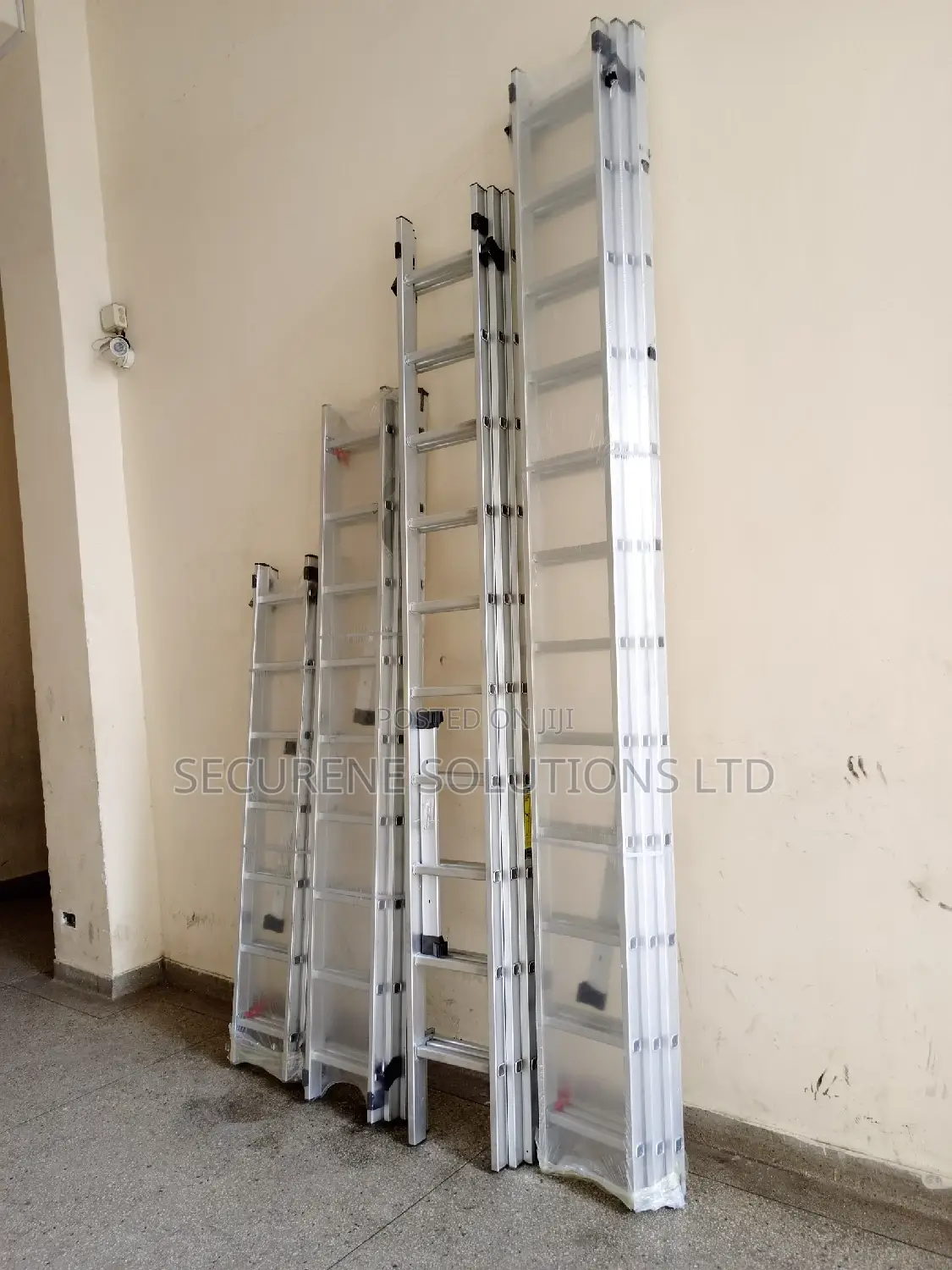 Aluminum Triple Extension Ladders Diff Sizes Offer
