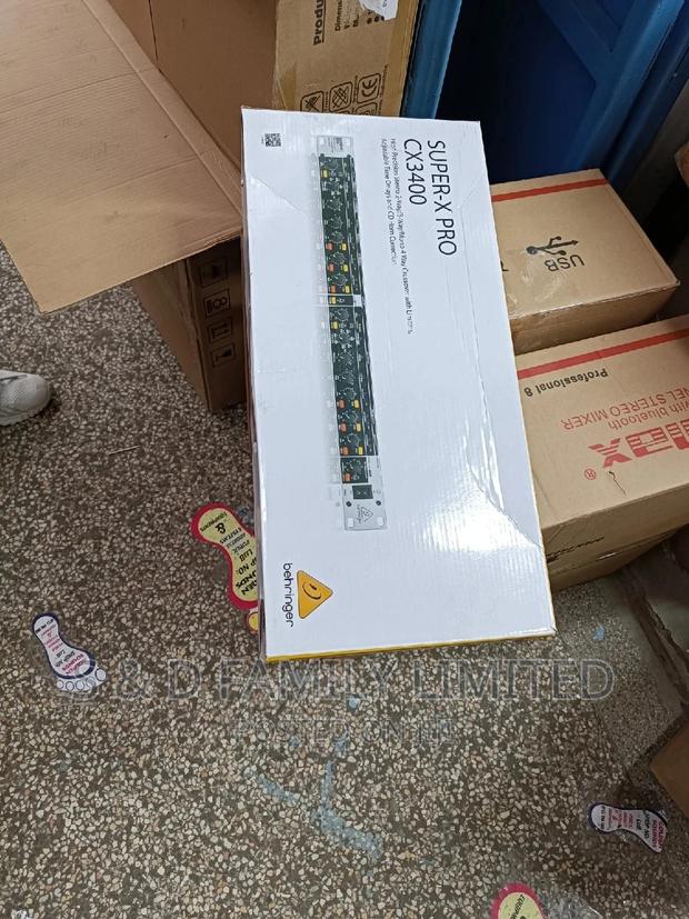 Super-X Pro CX3400 Behringer Crossover